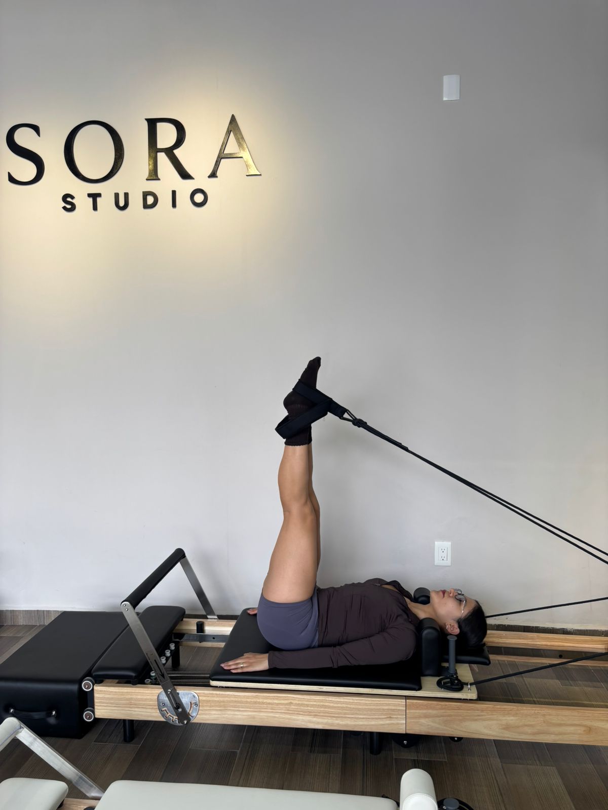 Pilates Reformer en Sora Studio